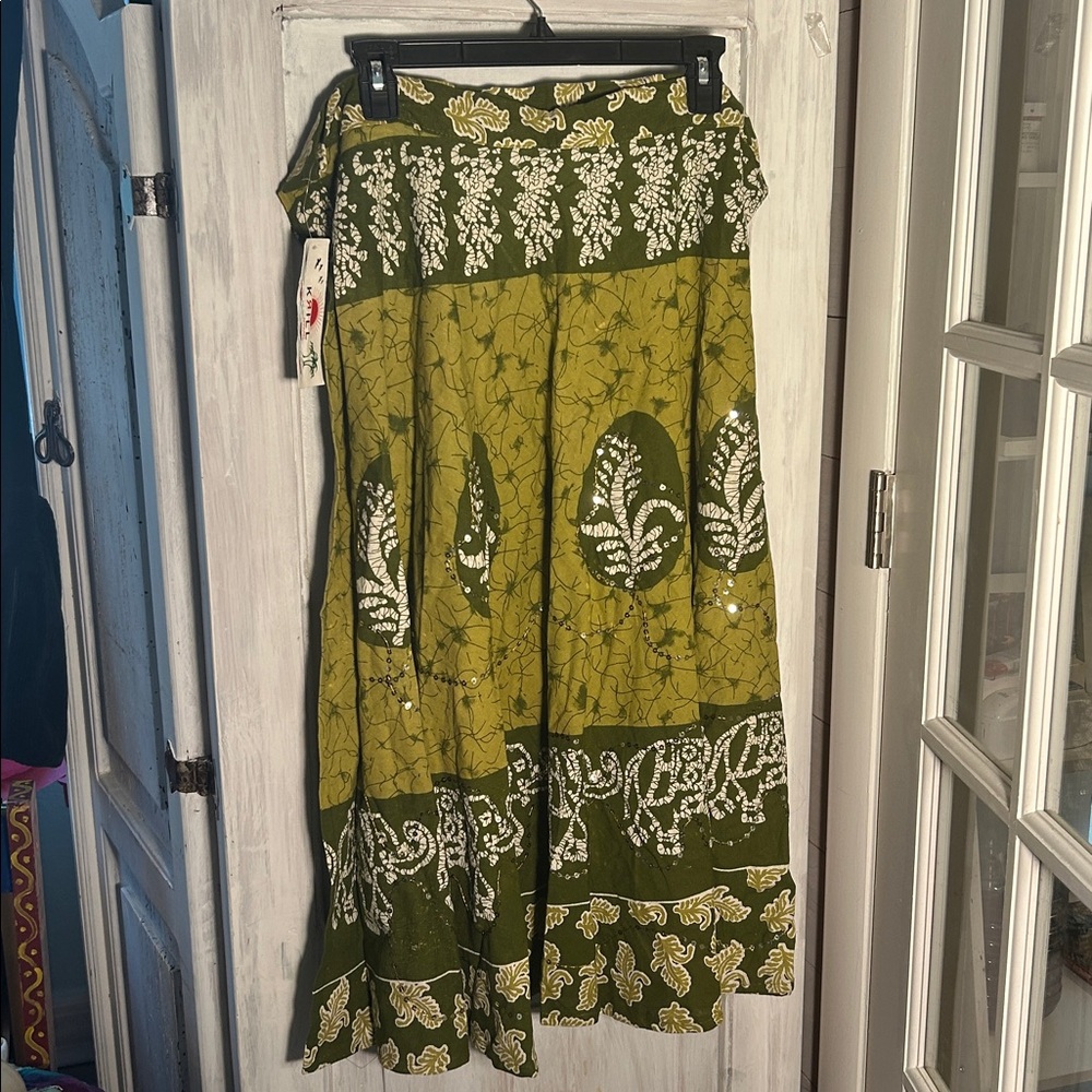 Green and White Cotton Wrap Skirt from India NWT One Size Fits All